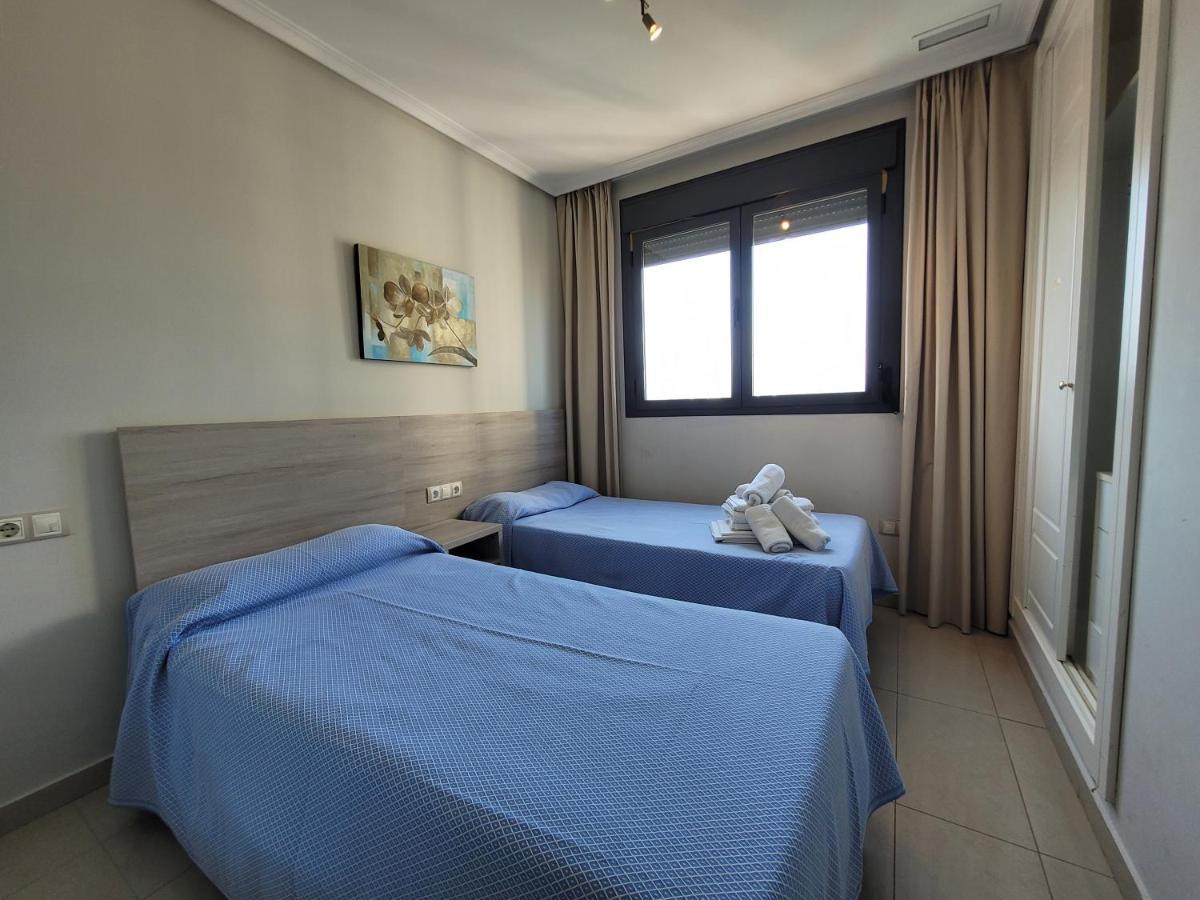 Gemelos 26-Fincas เบนิดอร์ม ภายนอก รูปภาพ
